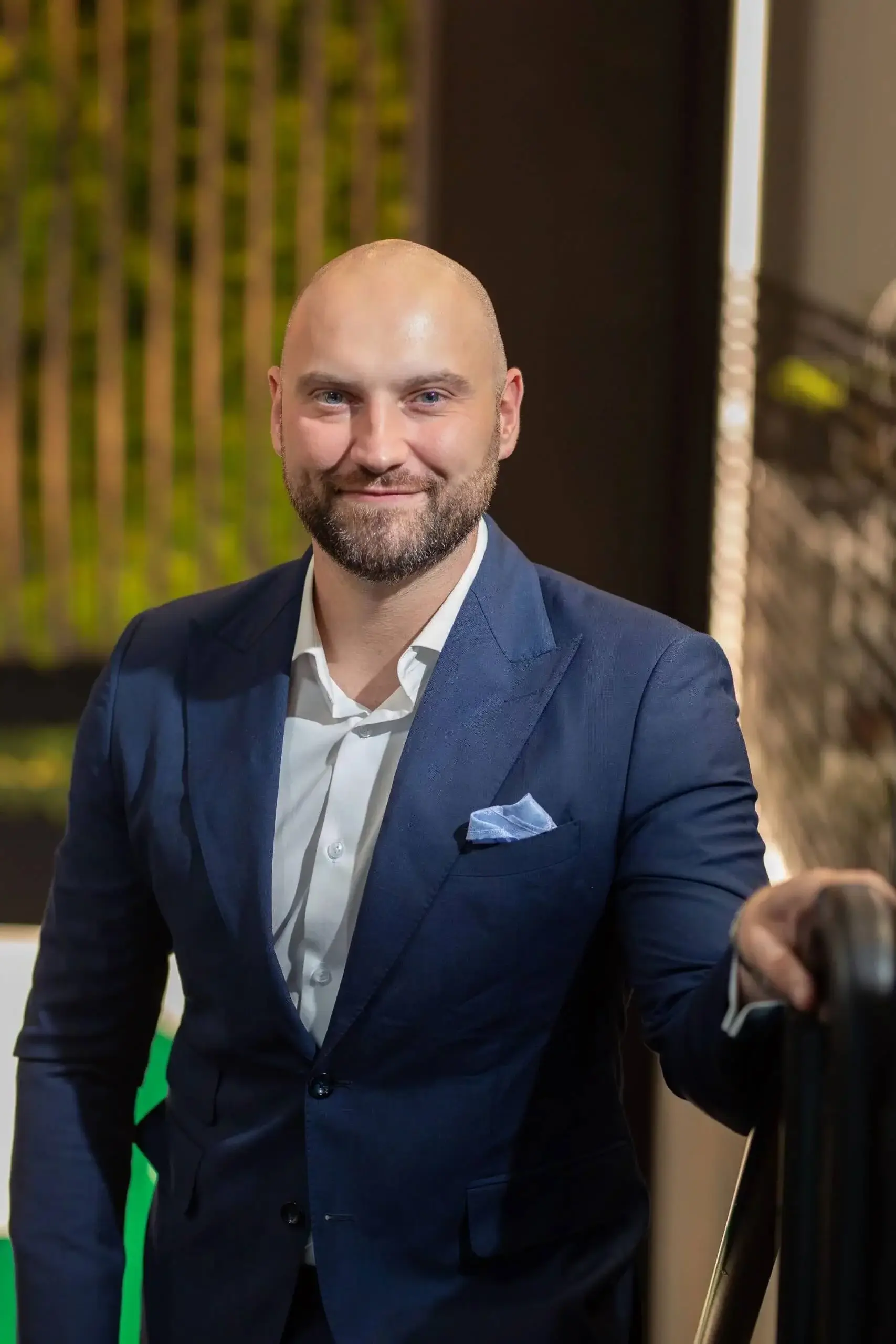 Professional photograph of Elliot