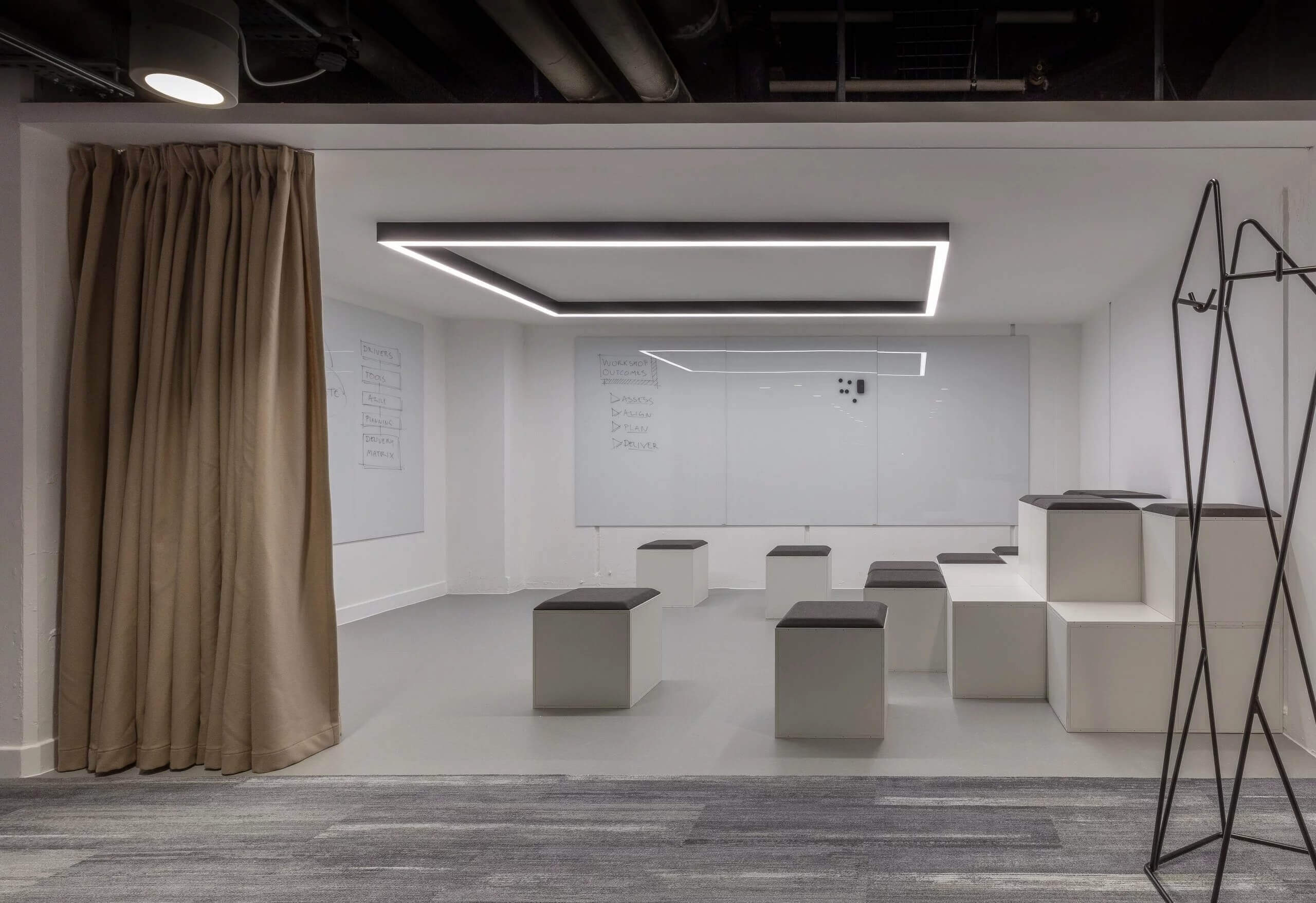 Square LED lighting design from the Dubai HQ